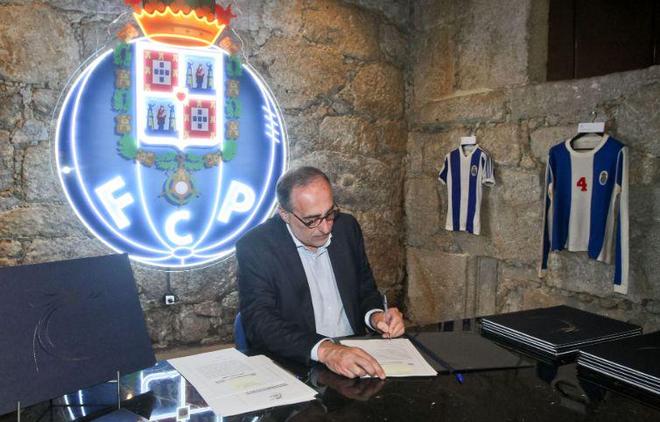 王曼昱的进 王曼昱的进