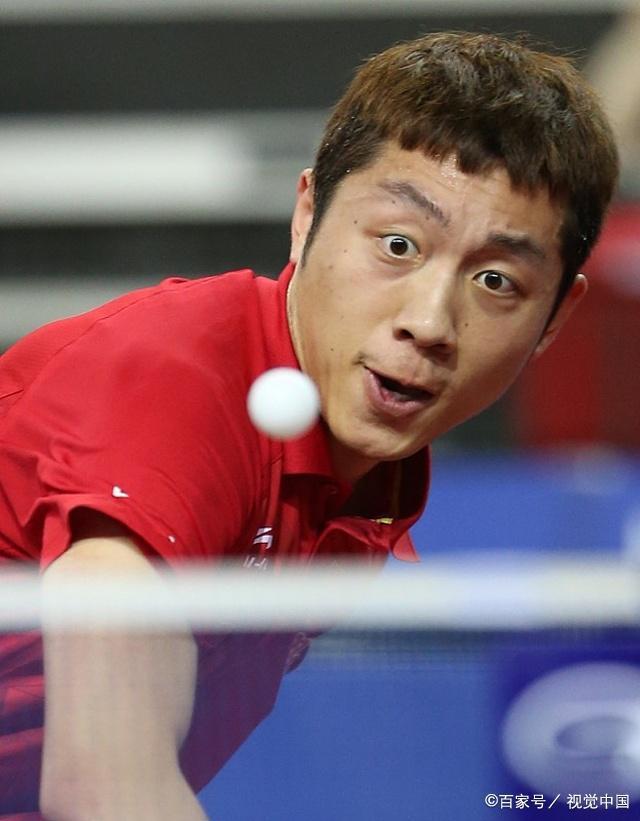 对一名年轻 对一名年轻