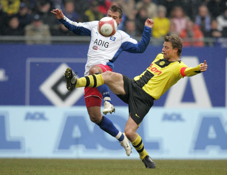 空球的争夺 空球的争夺