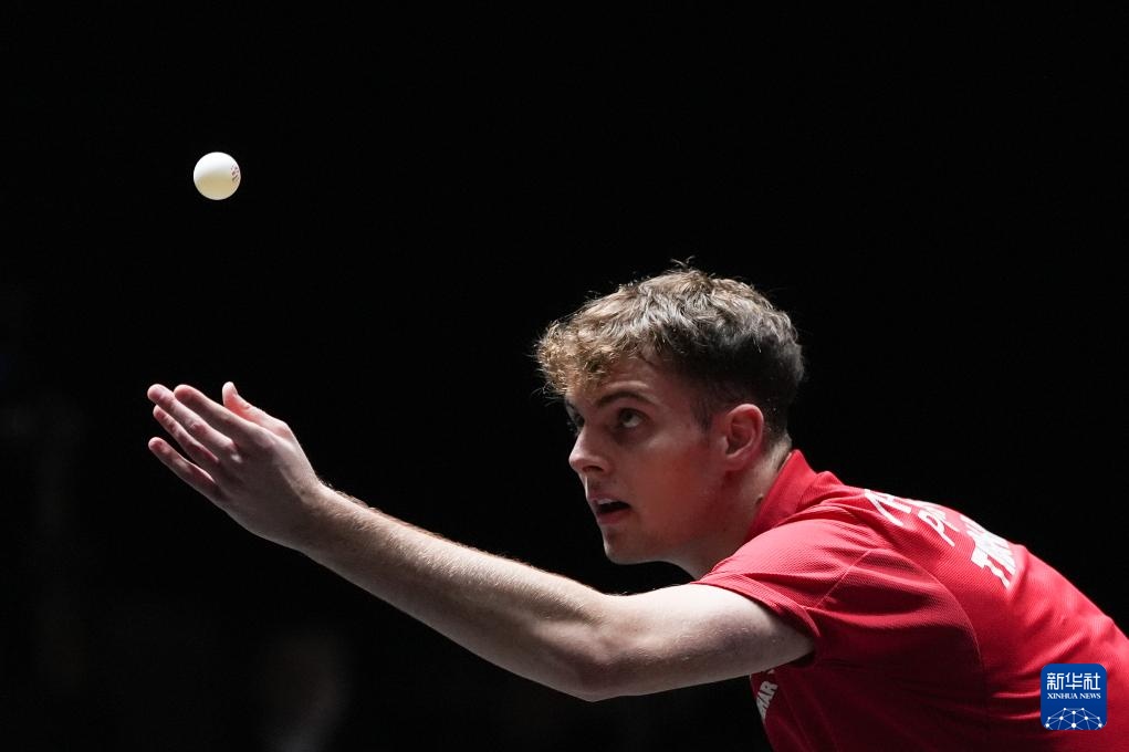 的大舞台上 的大舞台上