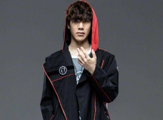 一方维护个 一方维护个